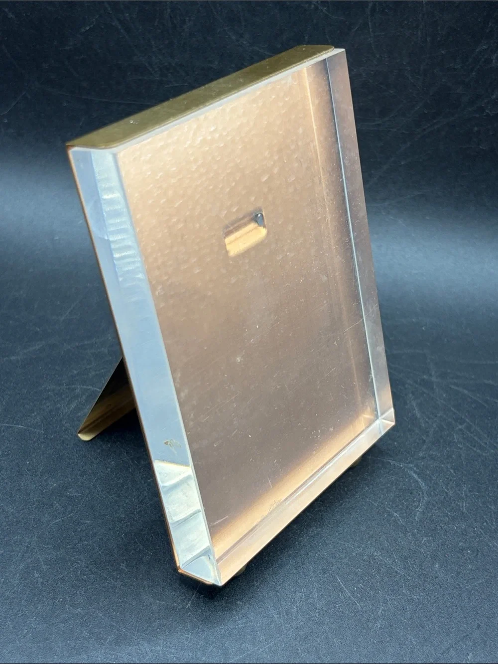 Vintage Brass Tn Metal Acrylic Lucite Ball Footed Kickback Stand Picture Frame